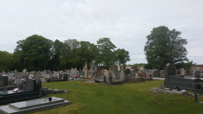 Cimetière_de_la_Madeleine_(Amiens)_(7) (1)